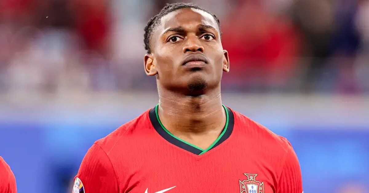 Rafael Leão ao serviço da Seleção Nacional.