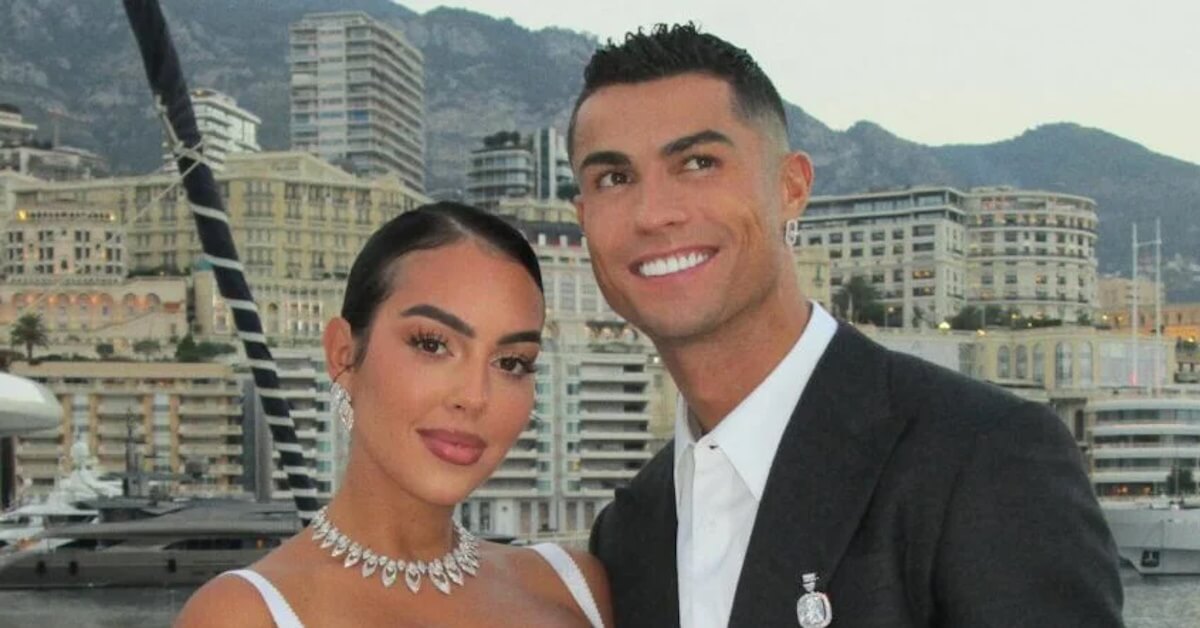 Cristiano Ronaldo e Georgina Rodríguez no sorteio da Liga dos Campeões.